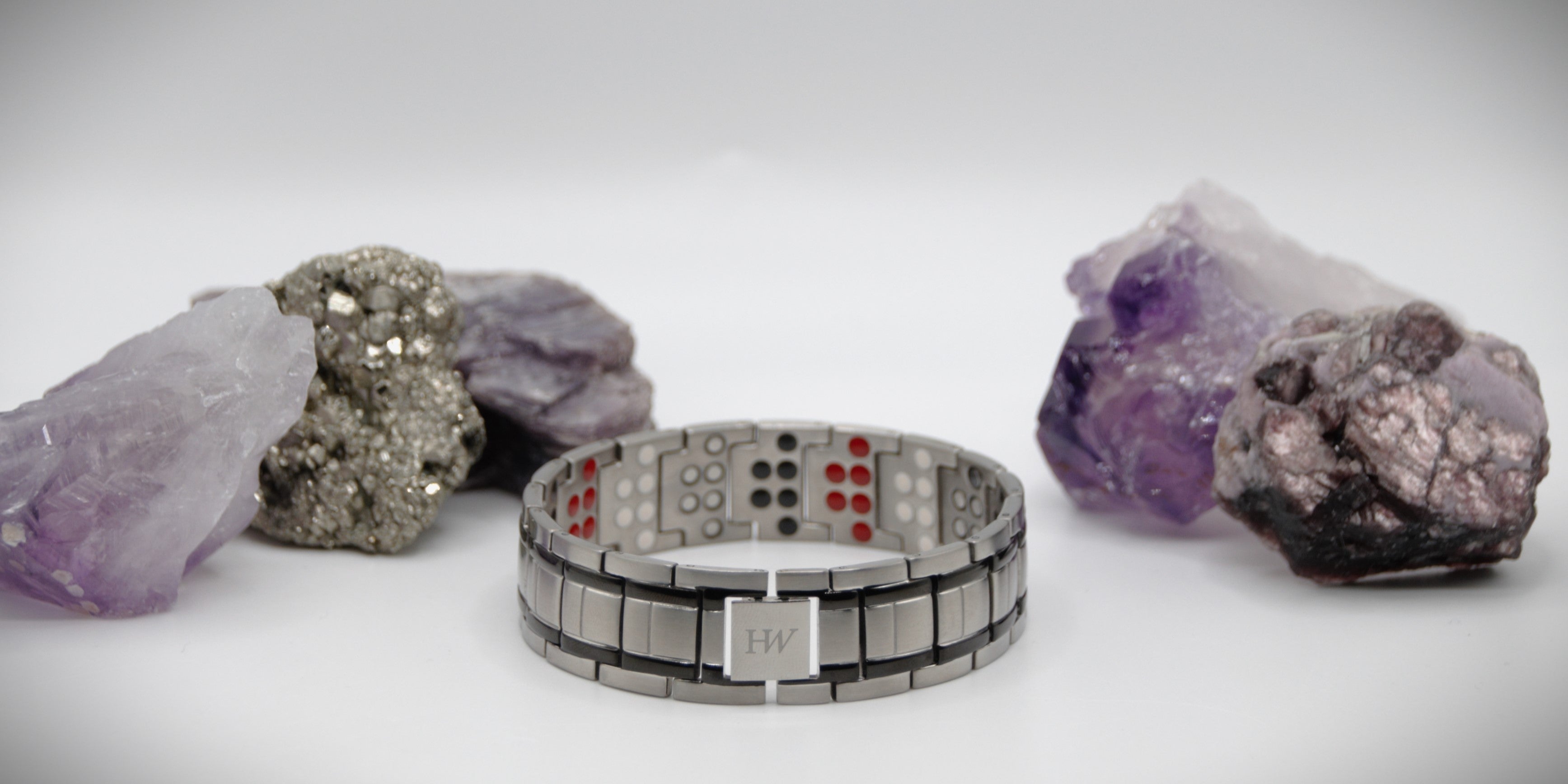Thick Design 6X Silver Black HW – Holistic World