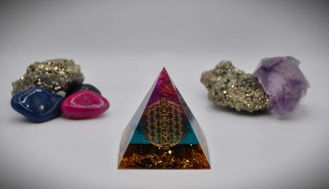 Crystal Pyramid CODE 1007